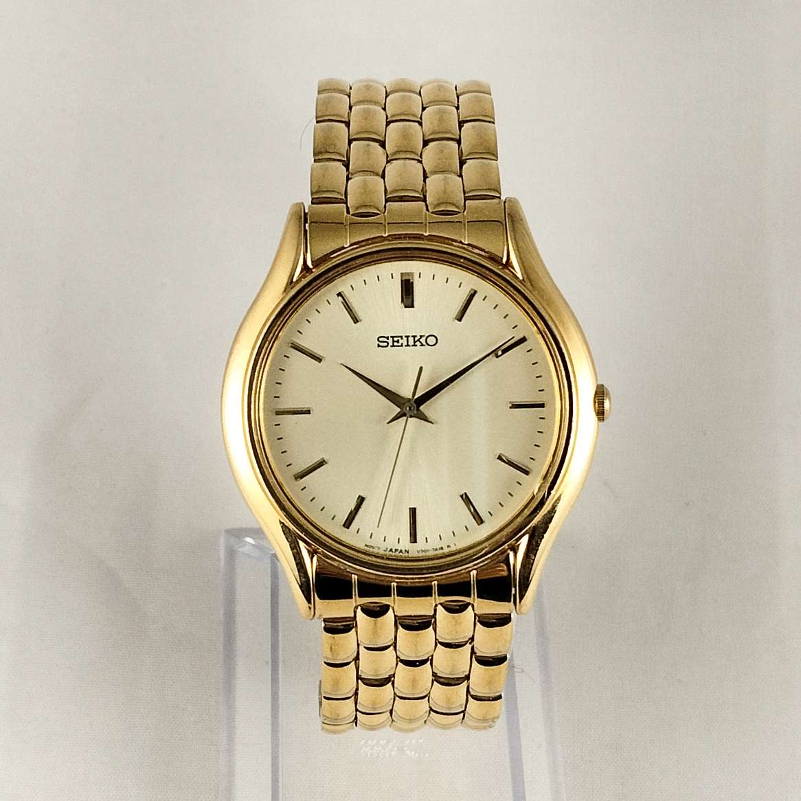 Seiko Oversized Watch, Gold Tone Details, Bracelet Strap