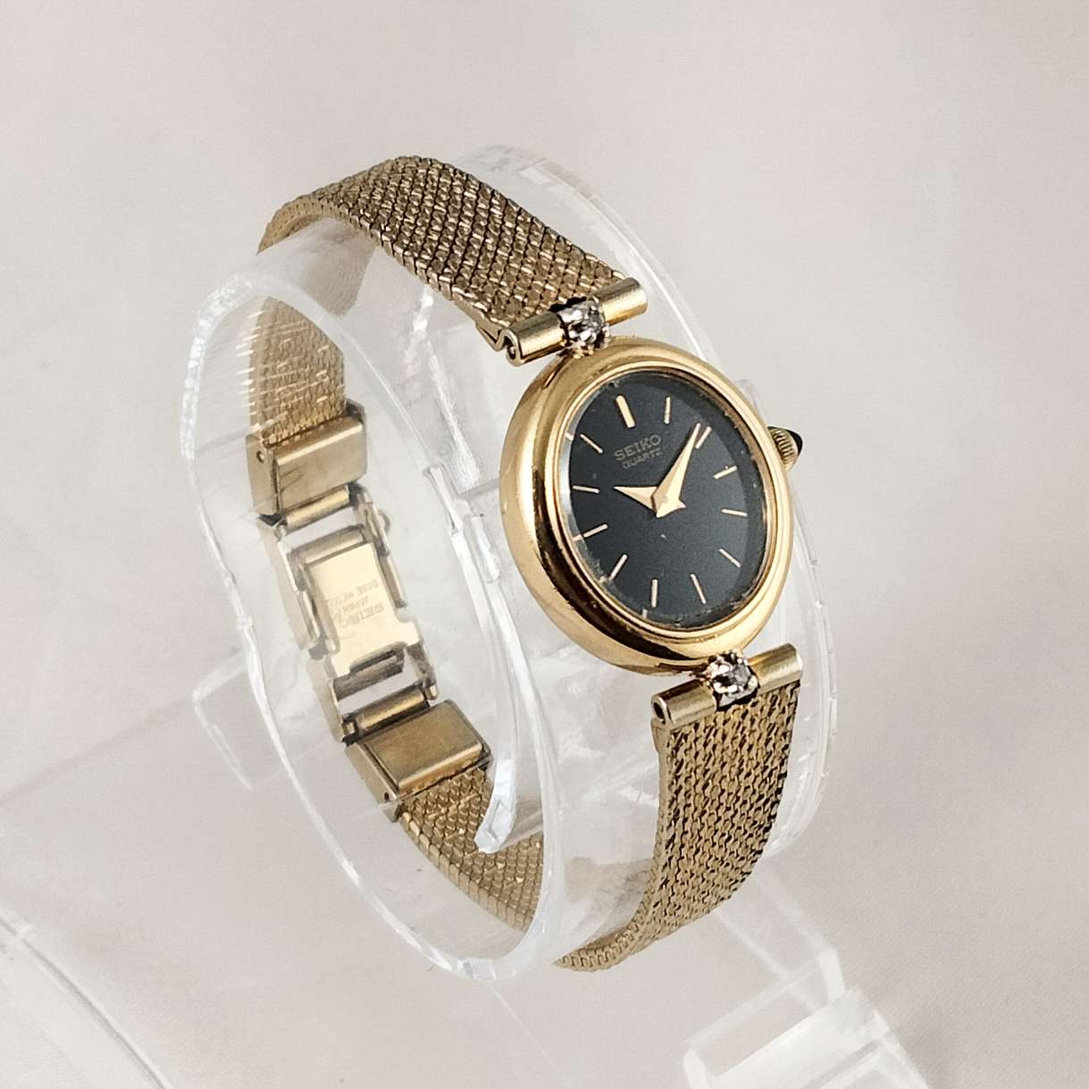 Seiko Quartz Watch, Black Oval Dial, Mesh Strap