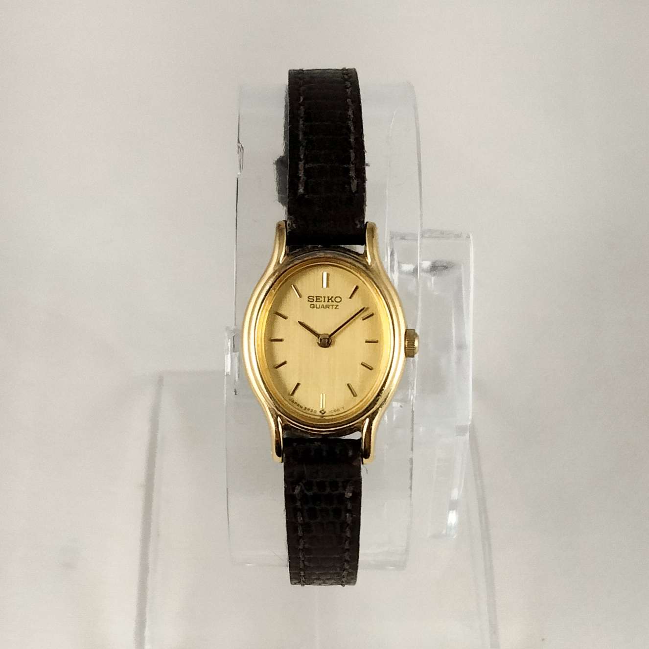 Seiko Quartz Watch, Oval Dial, Dark Brown Leather Strap