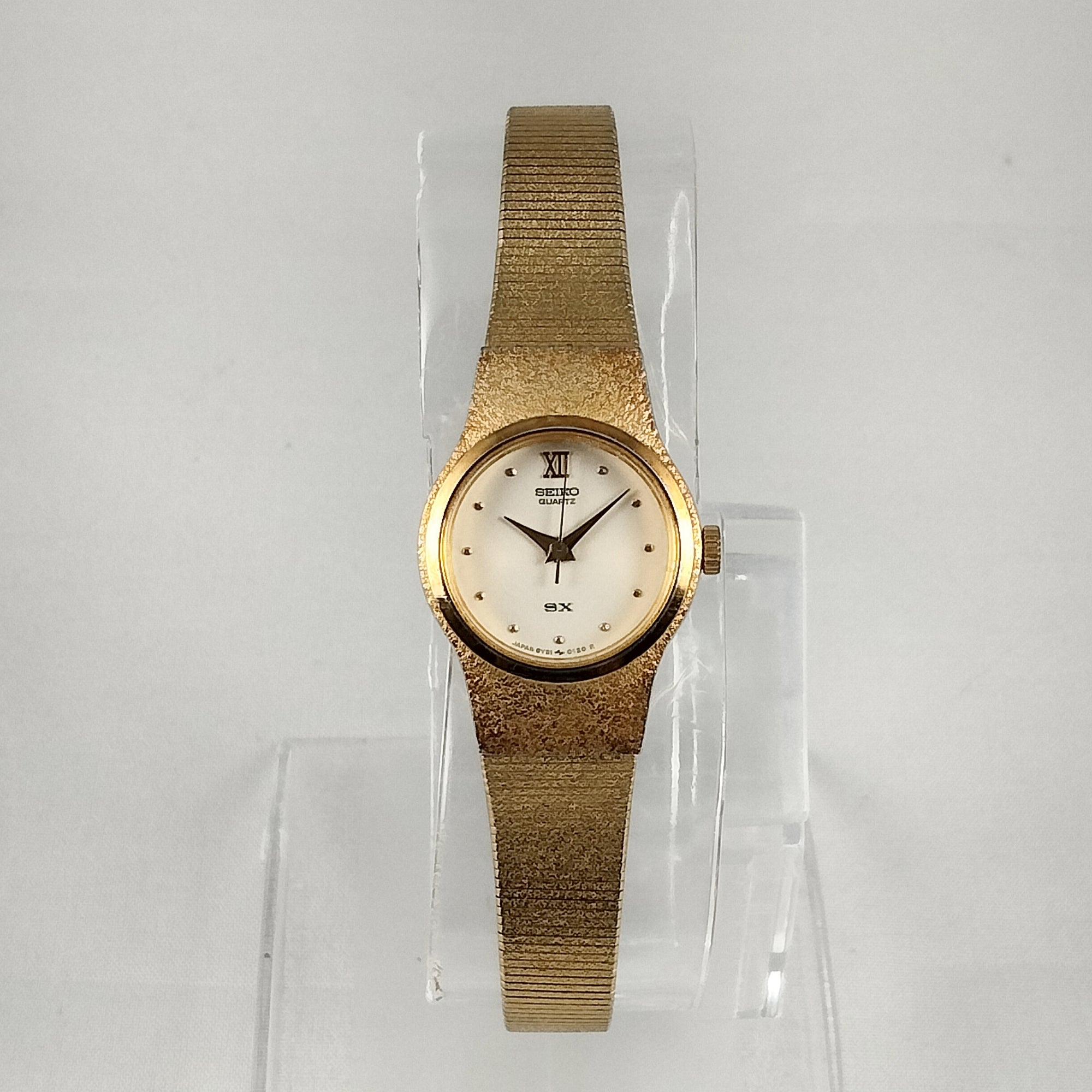 Seiko Women's Gold Tone Watch, White Dial, Dot Hour Markers