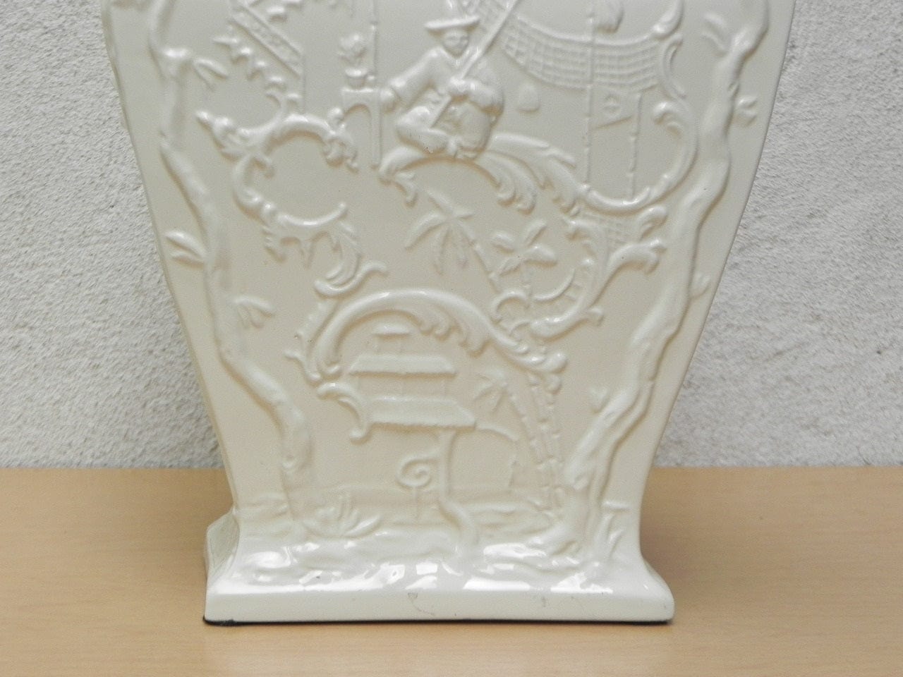 I Like Mikes Mid Century Modern Vases Large Creamy White Porcelain with Chinese Scenes