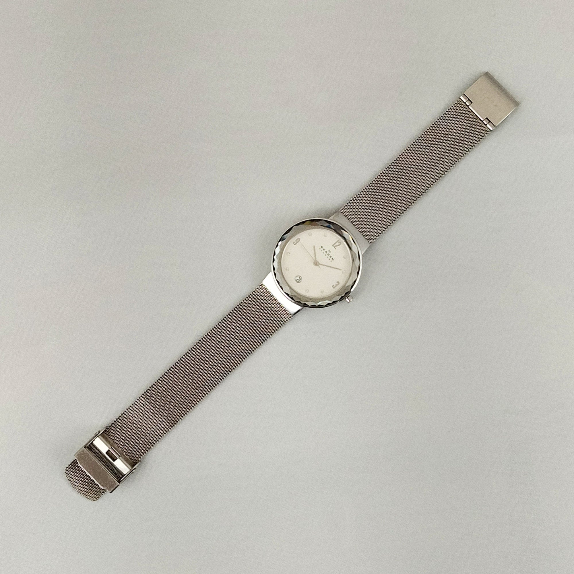 I Like Mikes Mid Century Modern Watches Skagen Unisex Stainless Steel Watch, Jewel Hour Markers, Faceted Face Frame, Mesh Strap