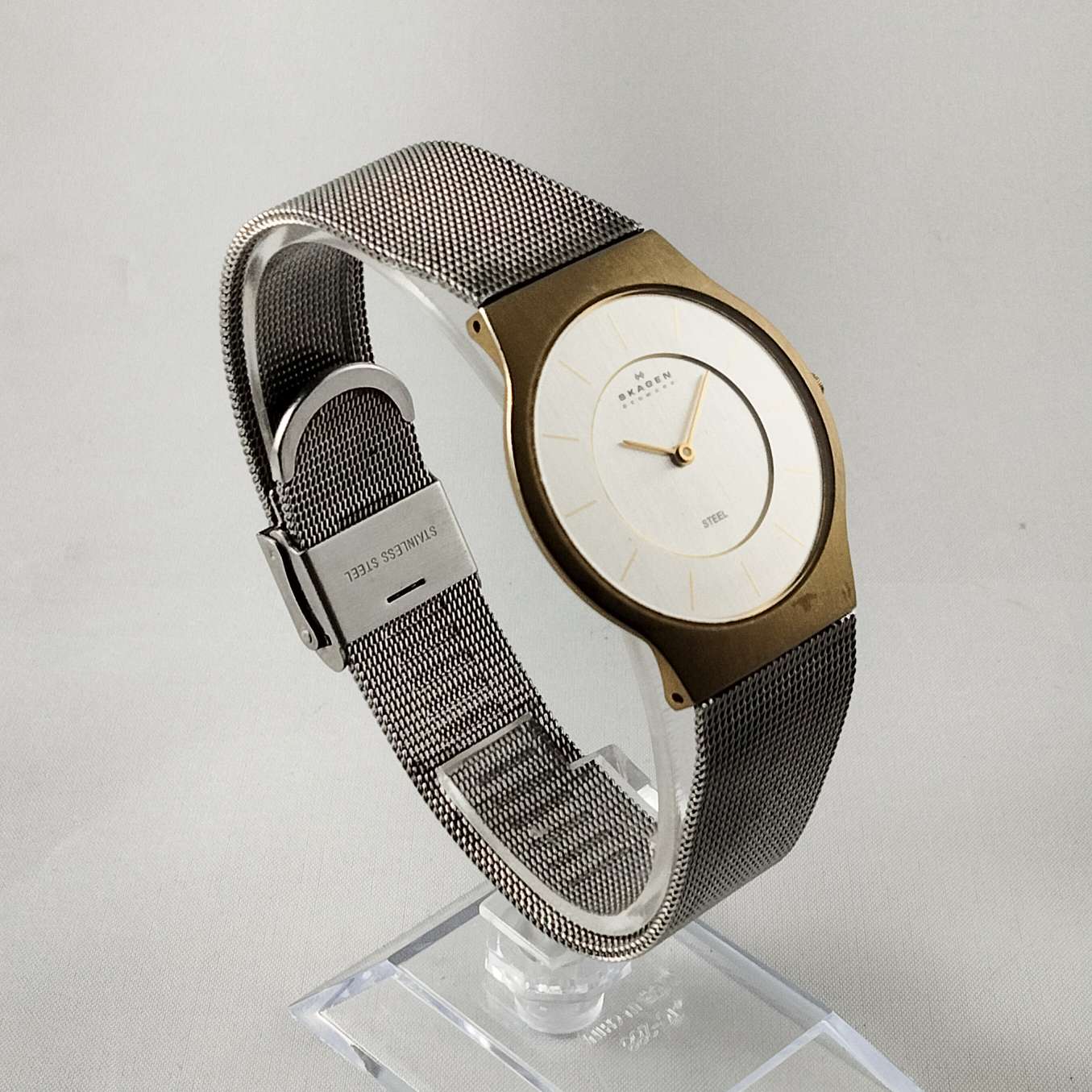 Skagen Men's Stainless Steel Watch, Gold Tone Details, Mesh Strap