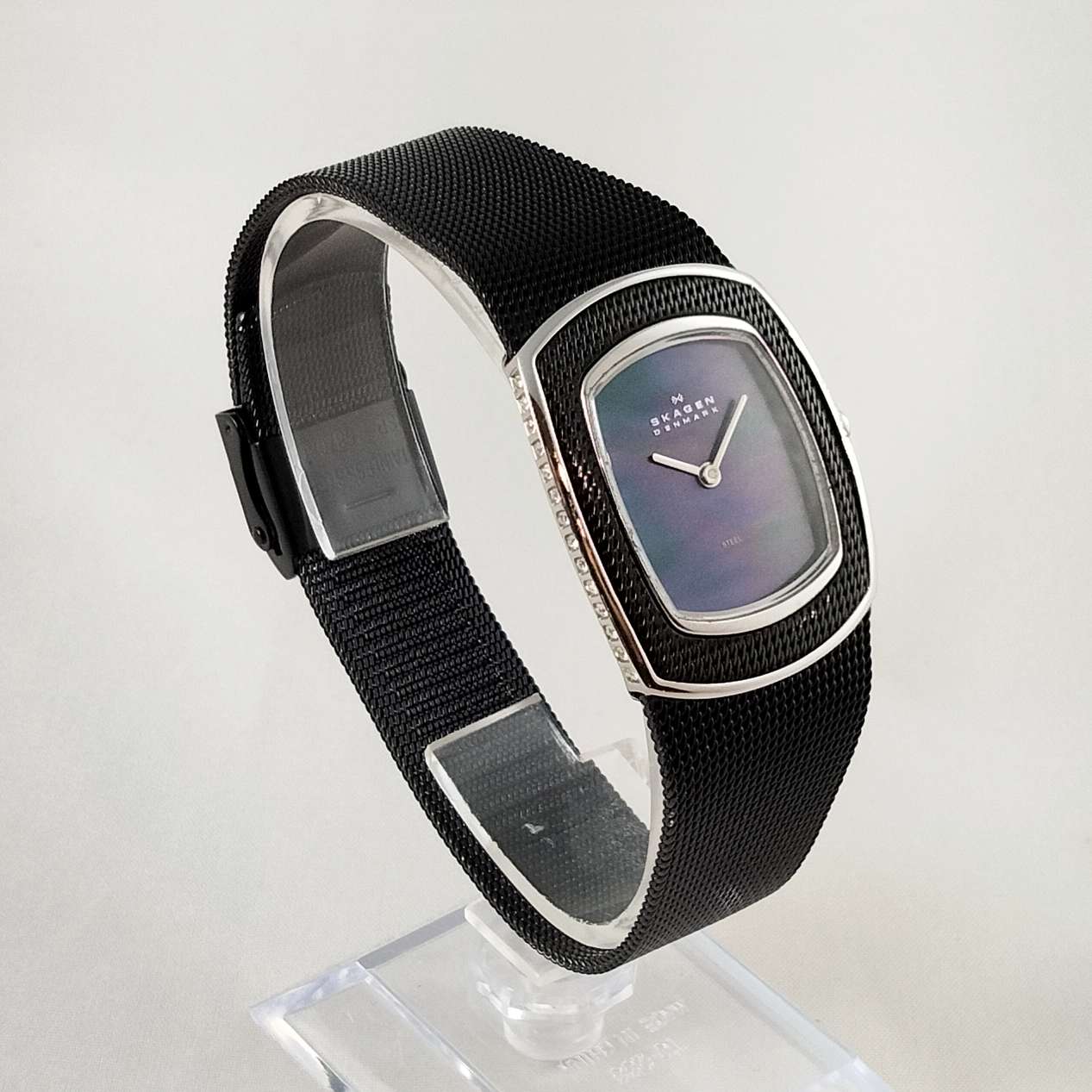 Skagen Women's Watch, Oval Mother of Pearl Dial, Black Mesh Strap