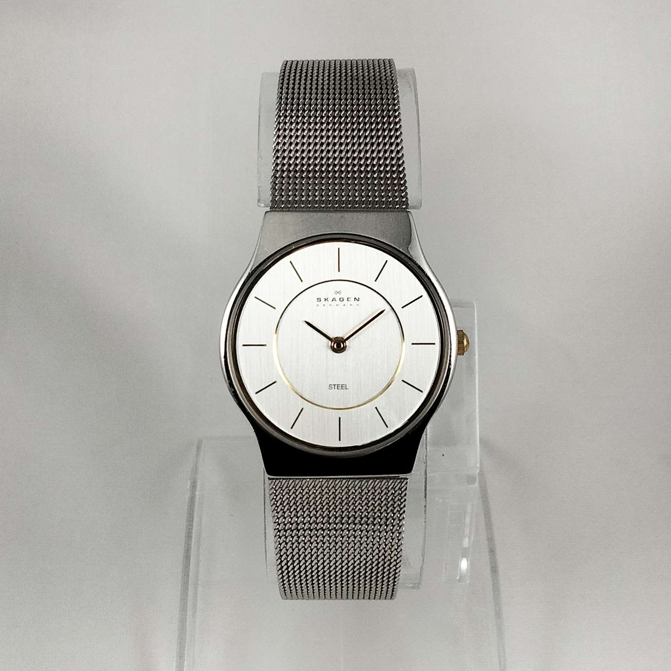 Skagen Unisex Watch, Gold Tone Details, Mesh Strap