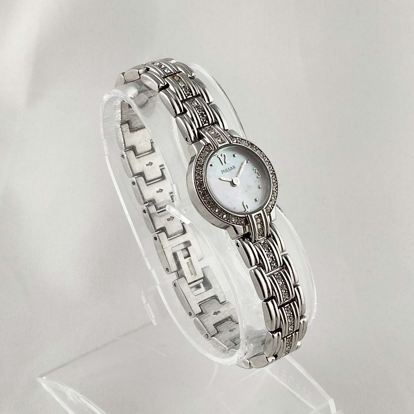 Pulsar by Seiko Women's Silver Tone Watch, Mother of Pearl Dial, Bracelet Strap