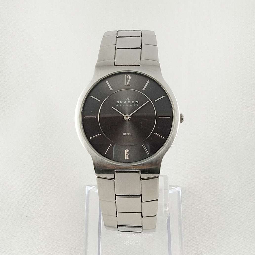 Skagen Men's Oversize Watch, Dark Gray Dial, Bracelet Strap