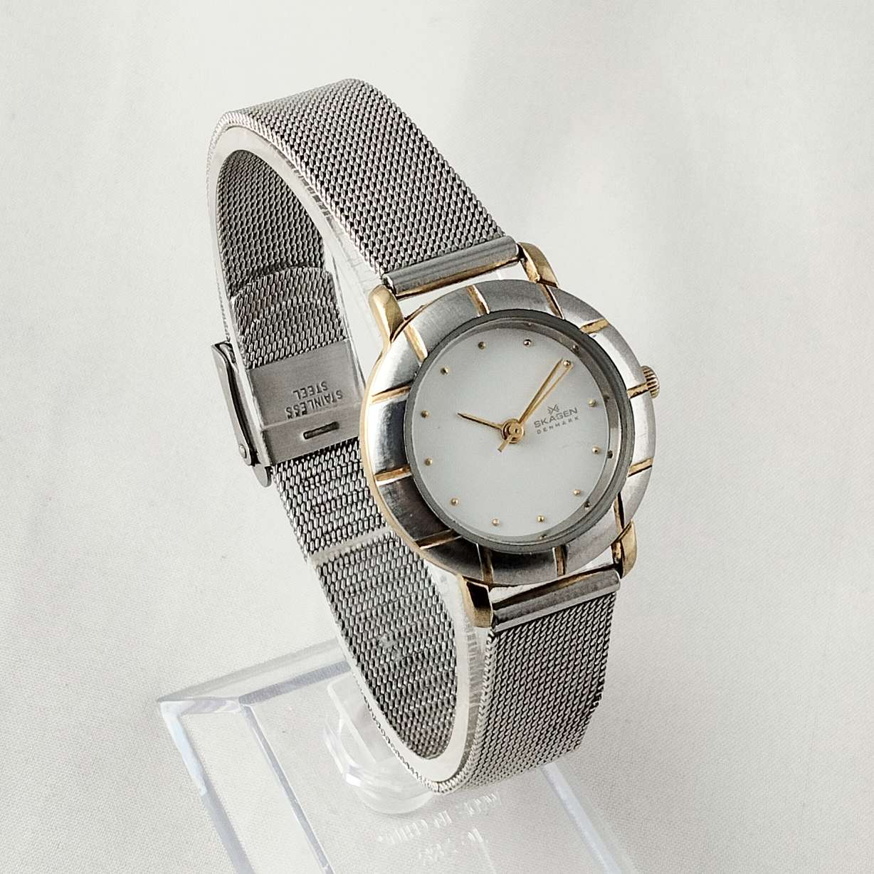Skagen Unisex Watch, Gold Tone Details, Mesh Strap