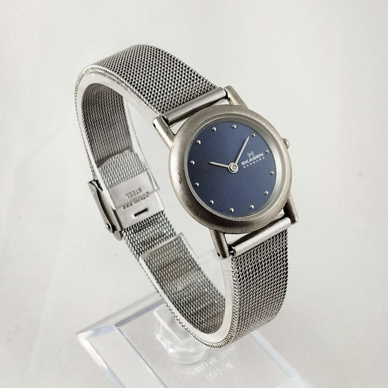 Skagen Unisex Watch, Navy Dial, Mesh Strap