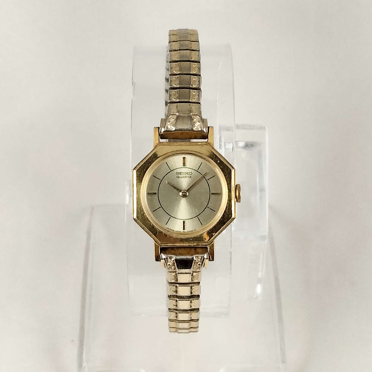 Seiko Quartz Watch, Octagonal Face, Stretch Strap