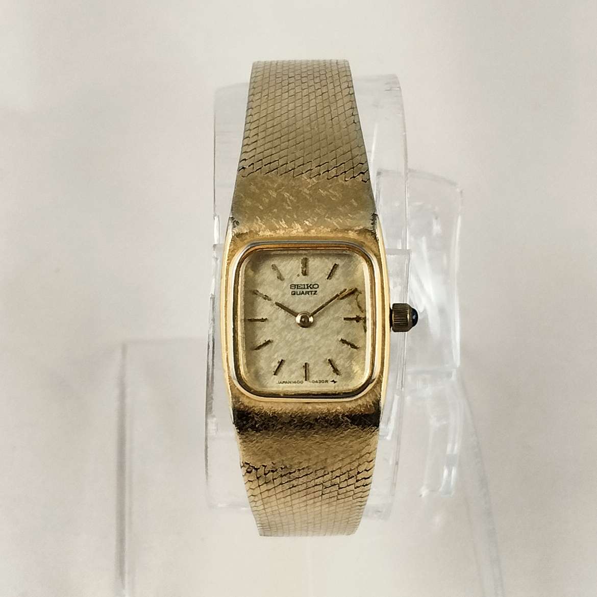 Seiko Quartz Watch, Square Dial, Gold Tone, Mesh Strap