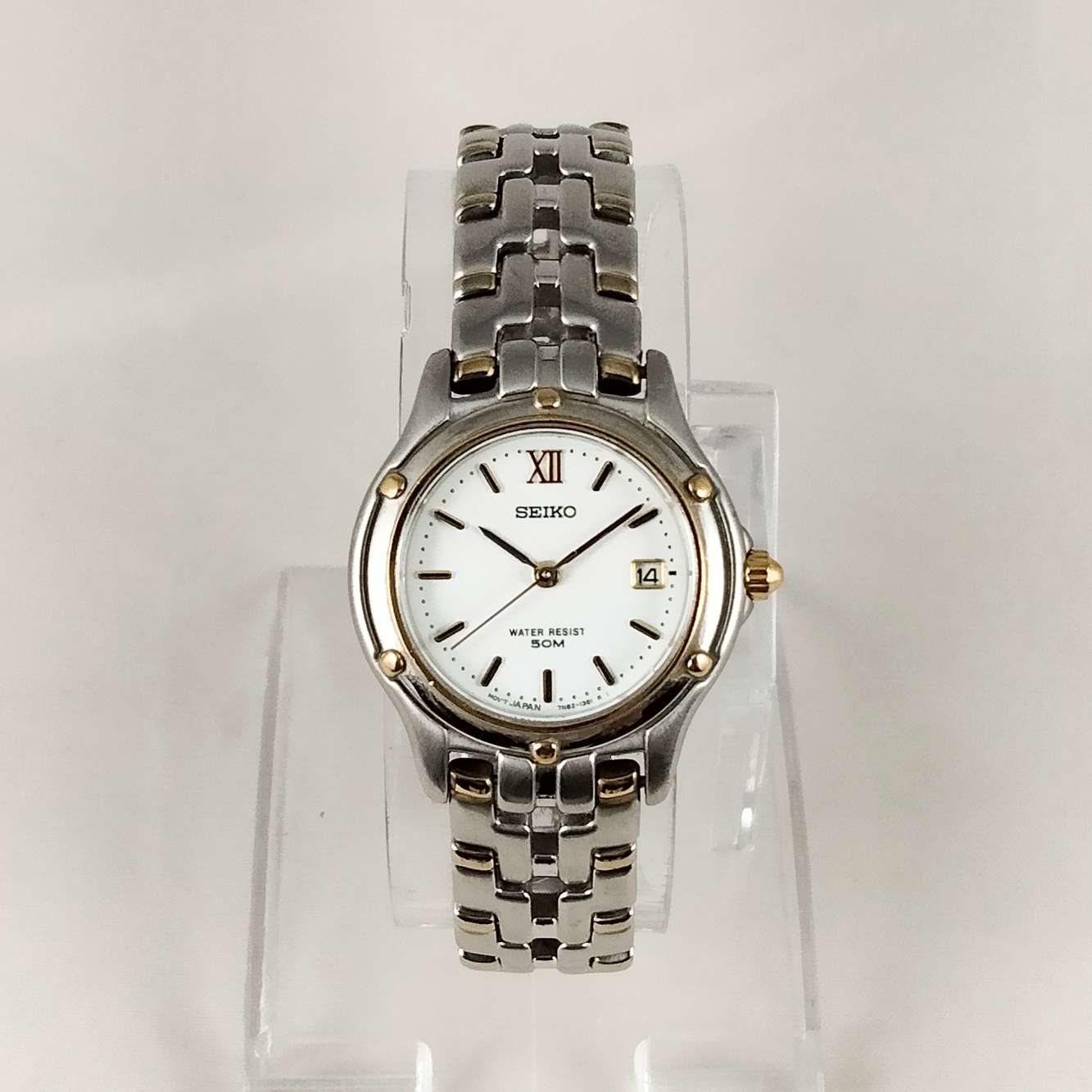 Seiko Watch, White Dial and Gold Tone Details, Bracelet Strap