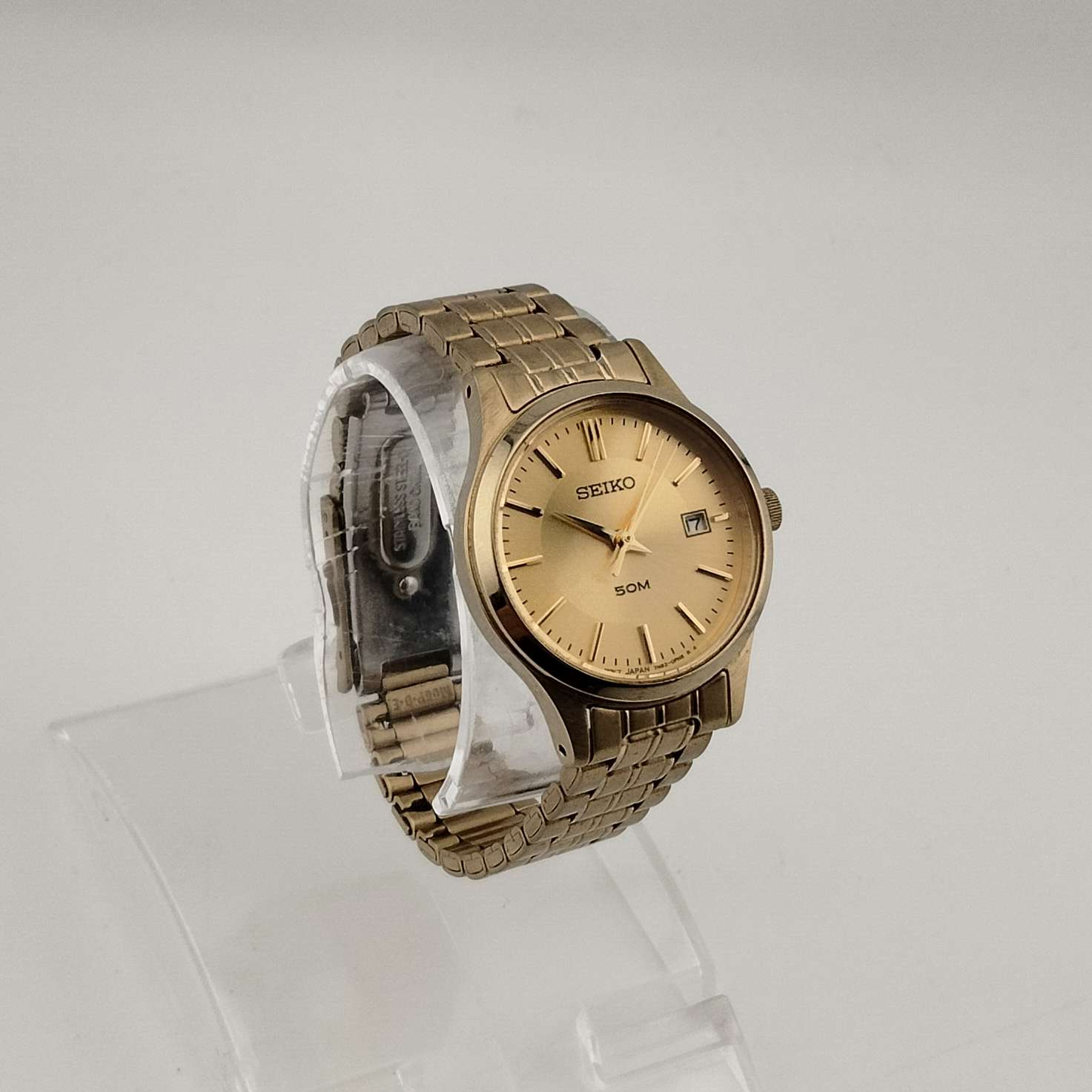 Seiko Women's Gold Tone Watch, Circular Dial, Date Window, Bracelet Strap