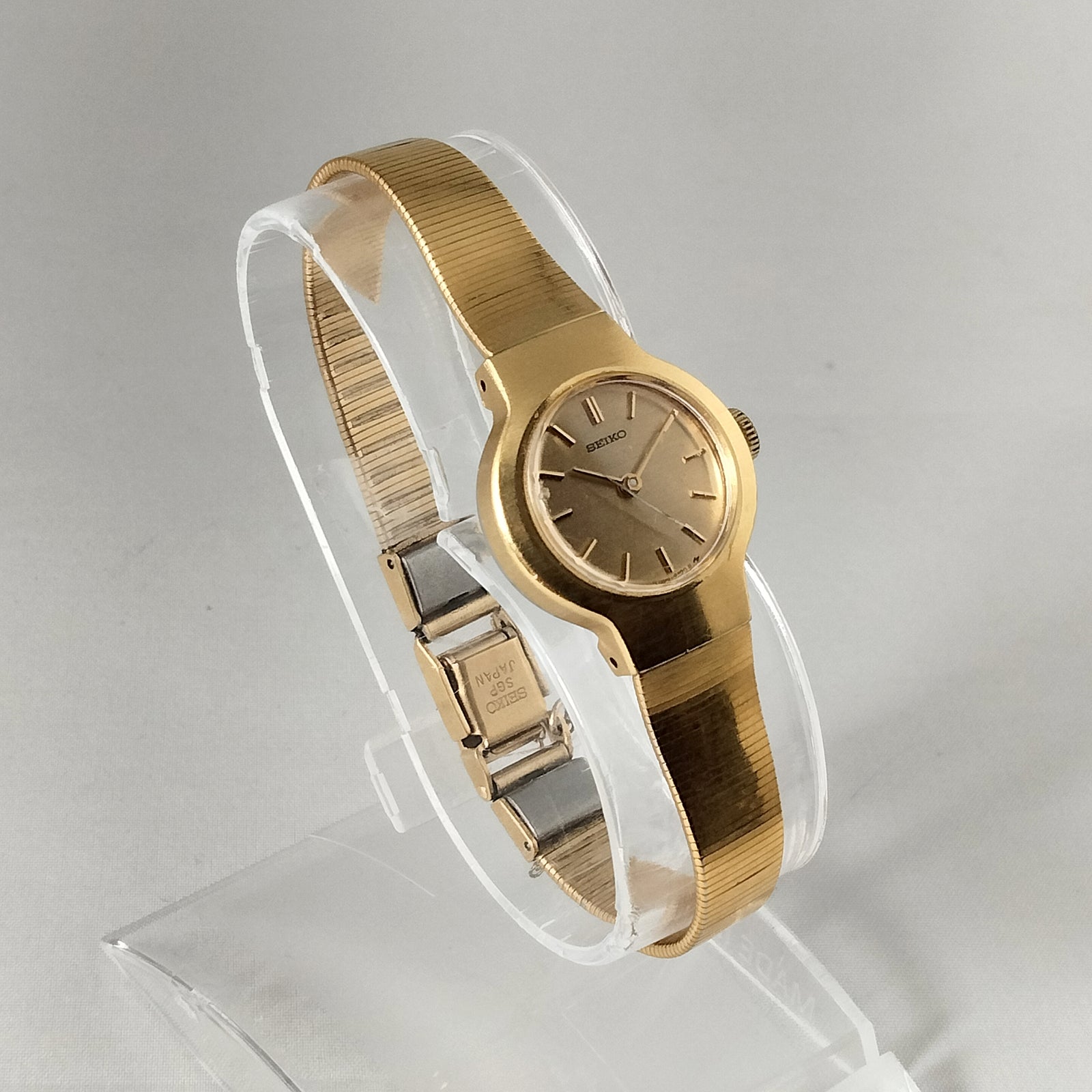 Seiko Women's All Gold Tone Watch, Mesh Link Strap