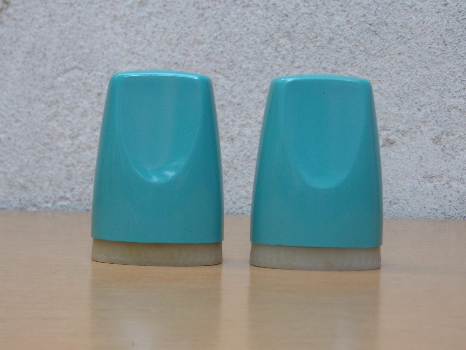 I Like Mike's Mid Century Modern Accessories Aqua Blue Teal Vintage Modern Salt & Pepper Shakers