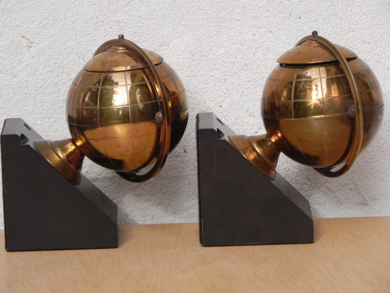 I Like Mike's Mid-Century Modern Accessories Globe Metal Bookends with Tobacco Holder Compartments