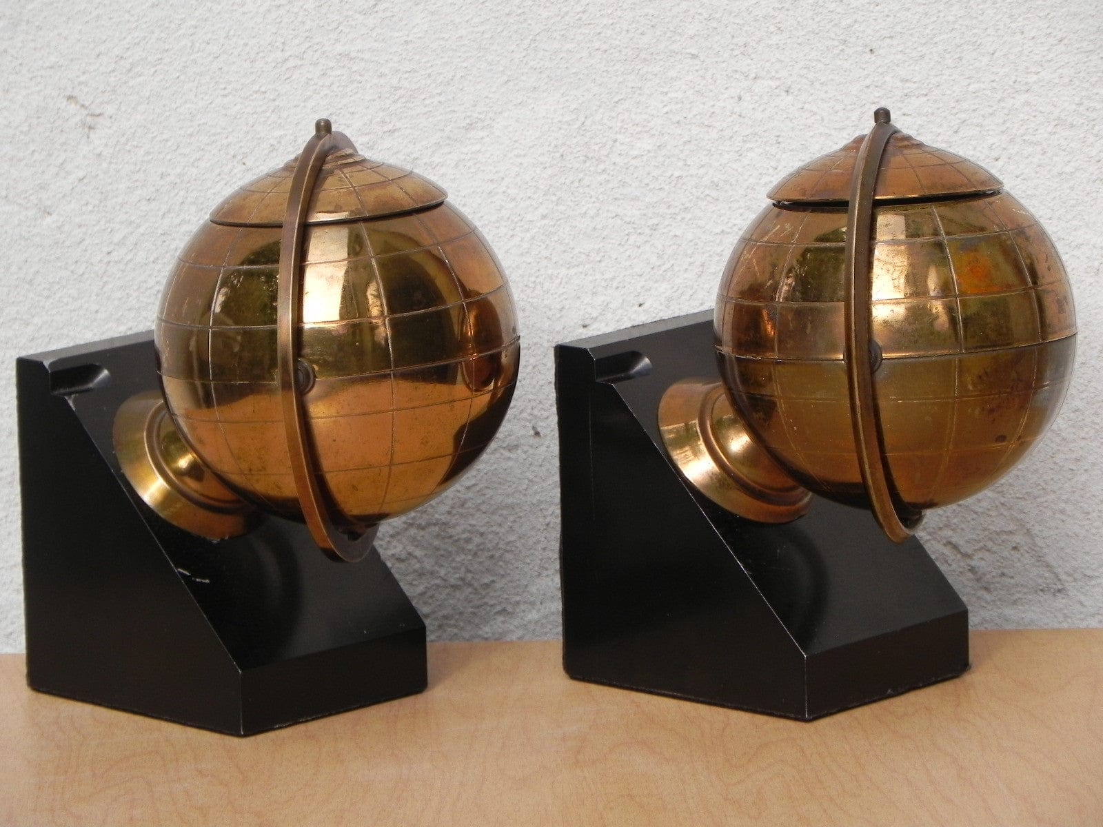I Like Mike's Mid-Century Modern Accessories Globe Metal Bookends with Tobacco Holder Compartments