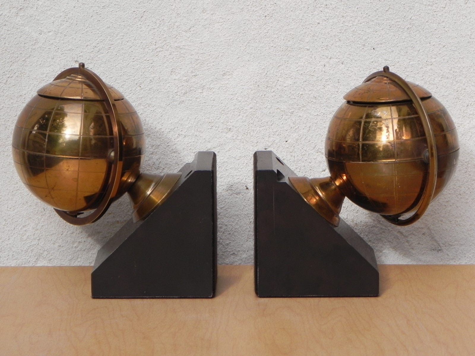 I Like Mike's Mid-Century Modern Accessories Globe Metal Bookends with Tobacco Holder Compartments