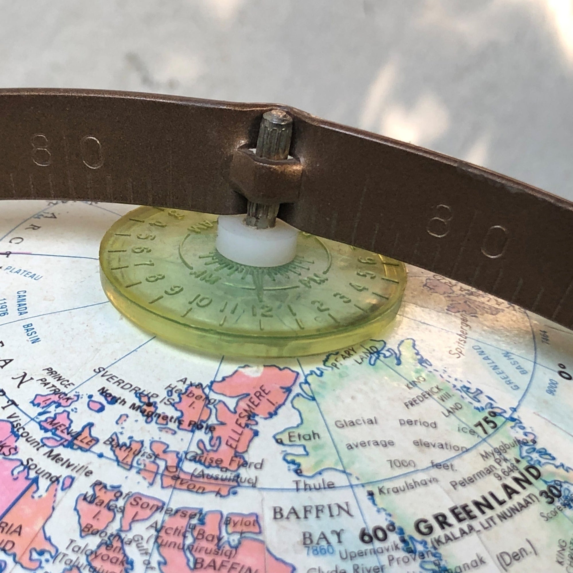 I Like Mike's Mid Century Modern Accessories Globemaster 2000 Standing Floor Globe, Can Convert to Desk Globe