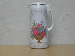 https://www.mikesmcm.com/cdn/shop/files/i-like-mike-s-mid-century-modern-accessories-large-zojirushi-1980-s-floral-hot-cold-carafe-1204858028073_300x.JPG?v=1690466229