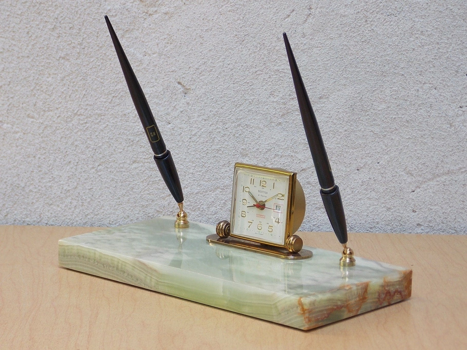 I Like Mike's Mid Century Modern Accessories Scottco Green Marble Desk Clock Two-Pen Pen Set