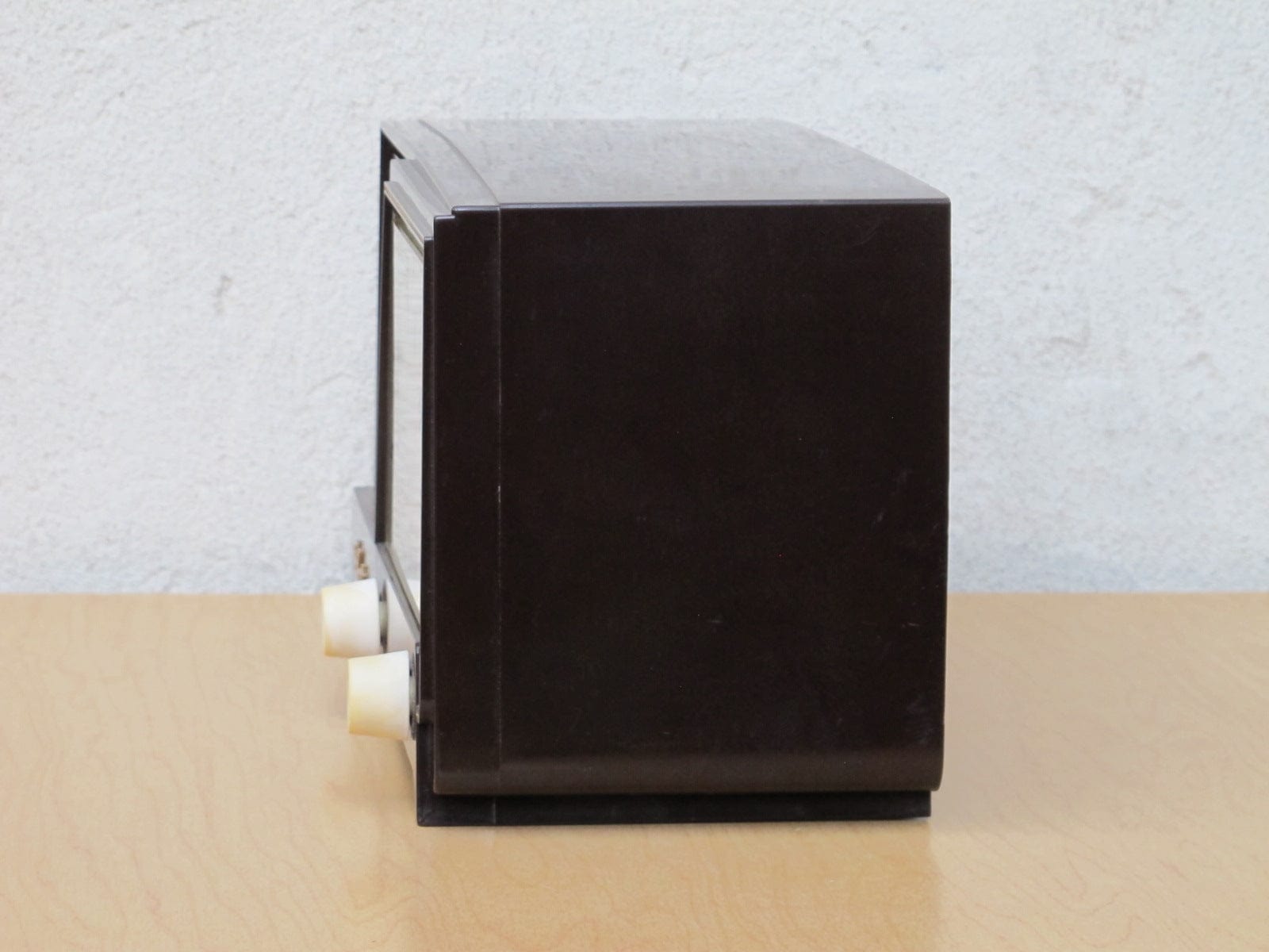 I Like Mike's Mid Century Modern Accessories Sears Silvertone Brown Bakelite Radio from the 1950's