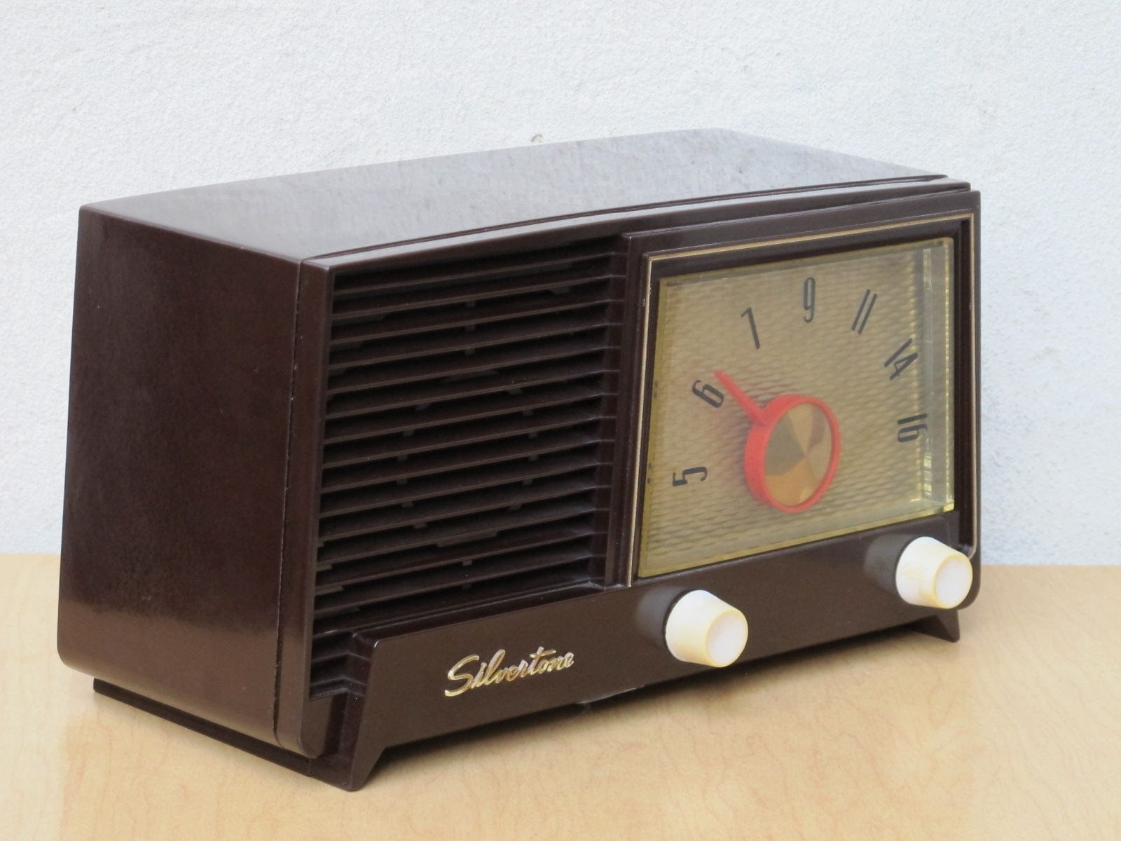 I Like Mike's Mid Century Modern Accessories Sears Silvertone Brown Bakelite Radio from the 1950's