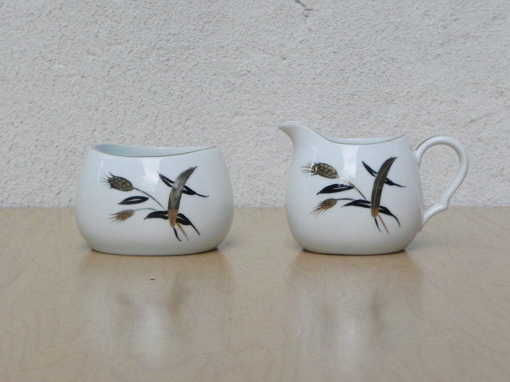 I Like Mike's Mid Century Modern Accessories Small Modern White Gold Wheat Cream Sugar Set