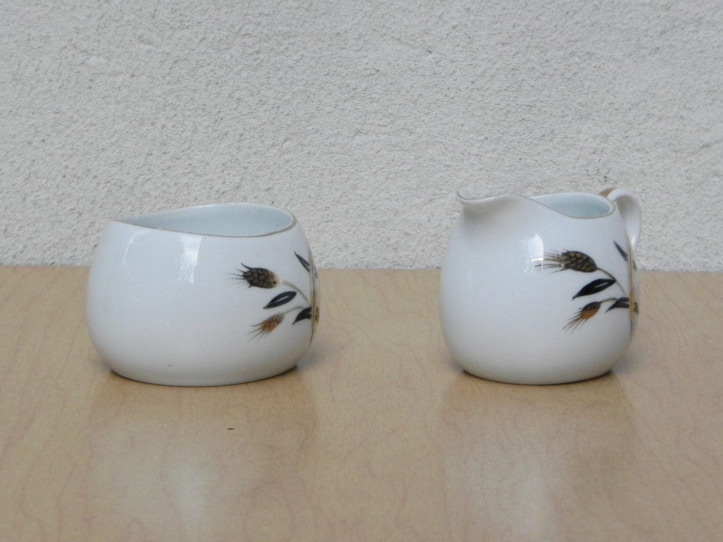 I Like Mike's Mid Century Modern Accessories Small Modern White Gold Wheat Cream Sugar Set