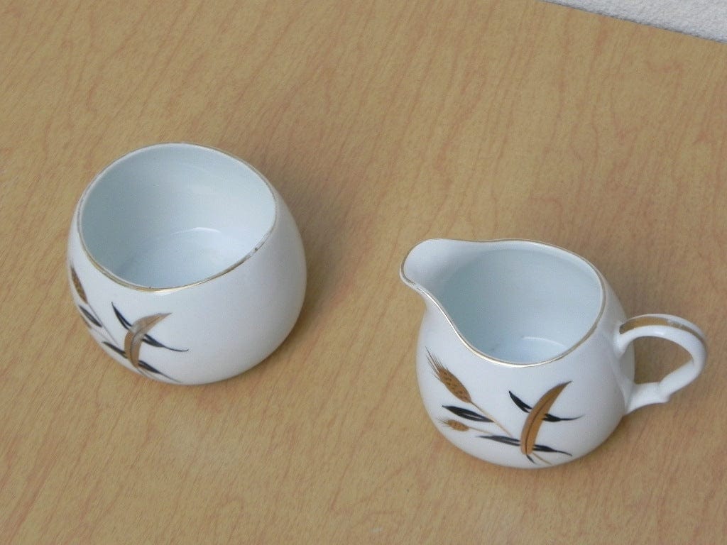 I Like Mike's Mid Century Modern Accessories Small Modern White Gold Wheat Cream Sugar Set