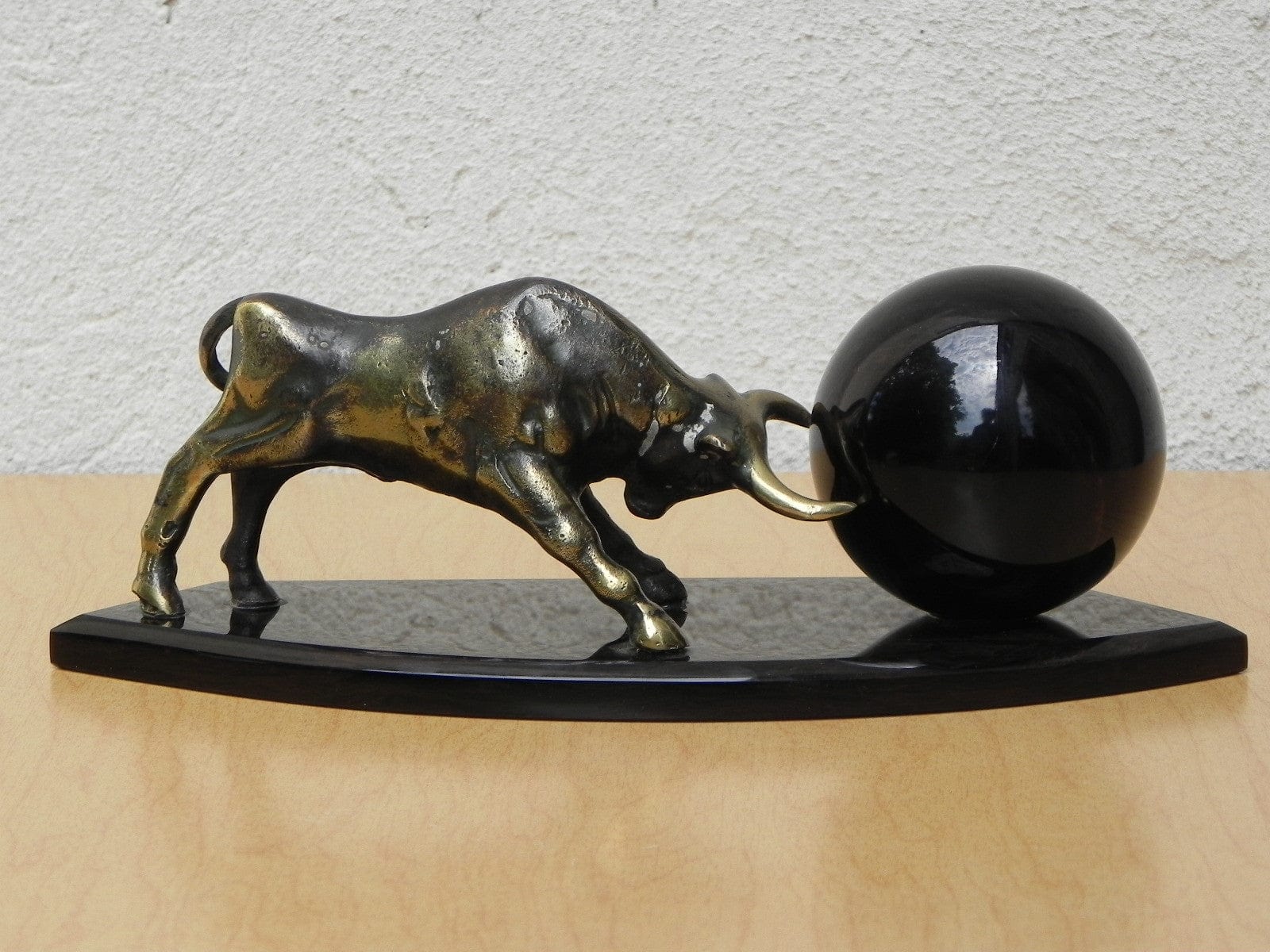 I Like Mike's Mid Century Modern Clock Brass Bull Pushing Black Marble Ball Desk Clock Sculpture