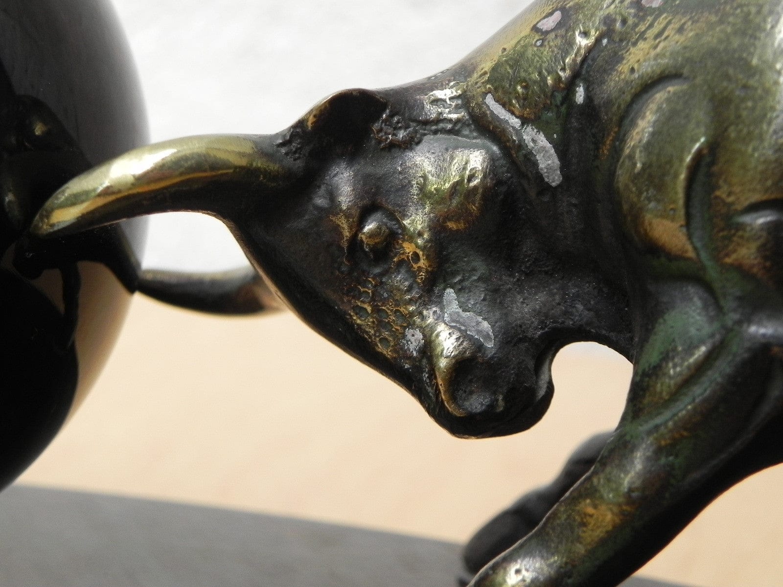 I Like Mike's Mid Century Modern Clock Brass Bull Pushing Black Marble Ball Desk Clock Sculpture