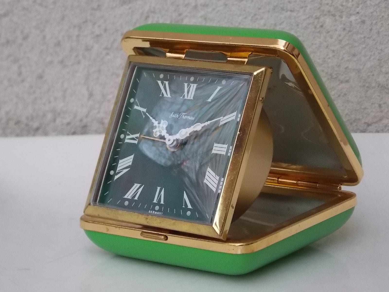 I Like Mike's Mid Century Modern Clock Green Seth Thomas West German Travel Clock, Wind Up