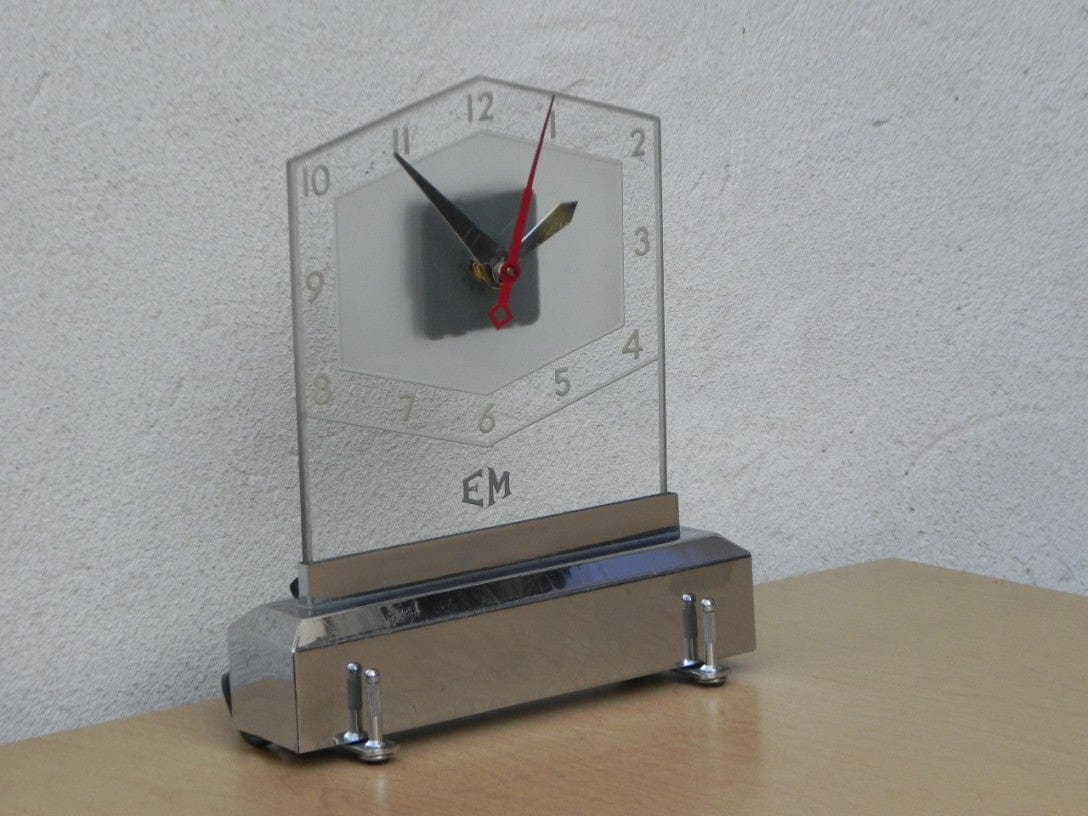 I Like Mike's Mid Century Modern Clock Light Up Glass and Chrome Deco Mantel Clock, New Movement