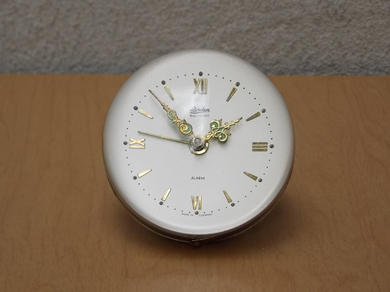 I Like Mike's Mid Century Modern Clock Linden Blackforest Round Bubble Alarm Clock