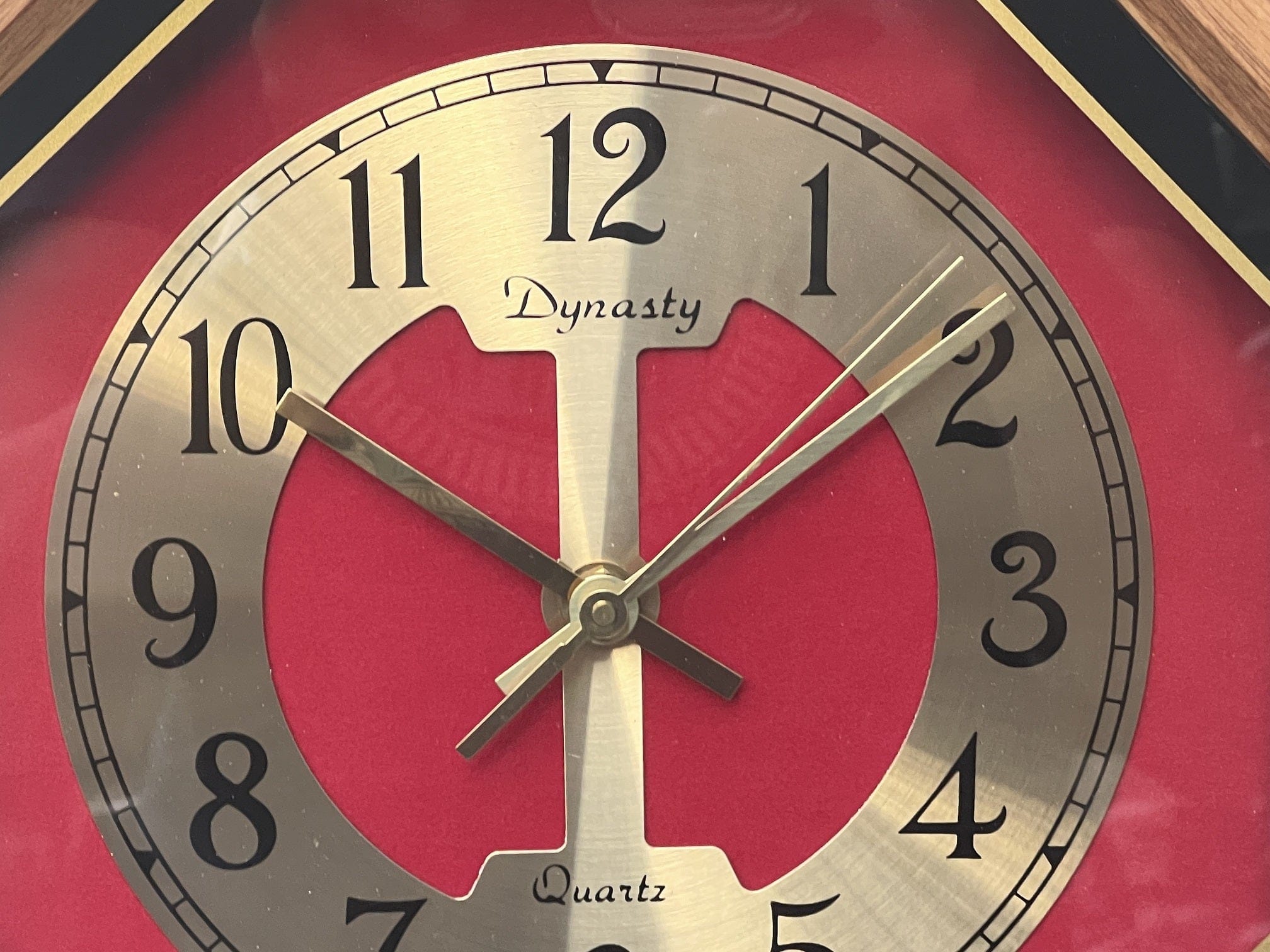 Rectangle Clock Red. Time Modern Red Wall Clocks Red Wall Clock 50cm 19,70