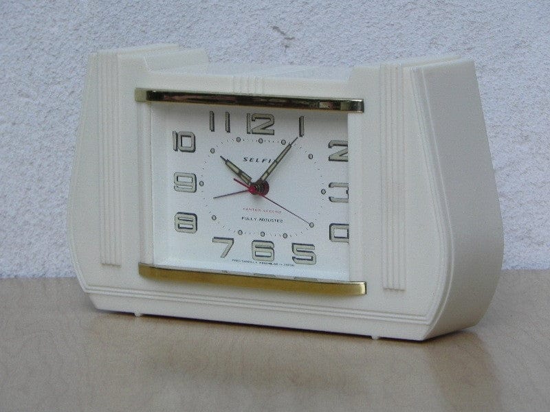 I Like Mike's Mid Century Modern Clock Selfix White Bakelite Wind-Up Mantel Alarm Clock
