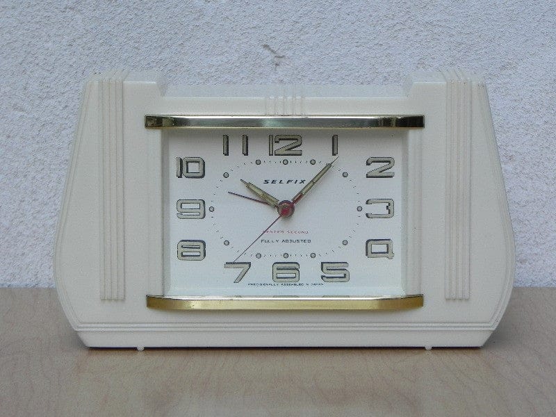 I Like Mike's Mid Century Modern Clock Selfix White Bakelite Wind-Up Mantel Alarm Clock