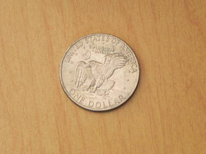 I Like Mike's Mid-Century Modern Clock Swiza Ike Silver Dollar Coin Desk Alarm Clock