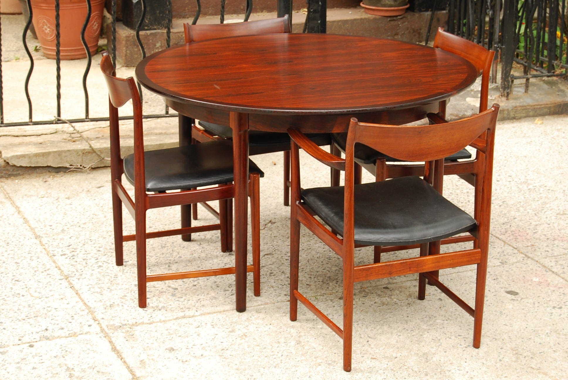 I Like Mike's Mid-Century Modern Furniture SOLD -- BRUSKBO NORWEGIAN ROSEWOOD DINING SET