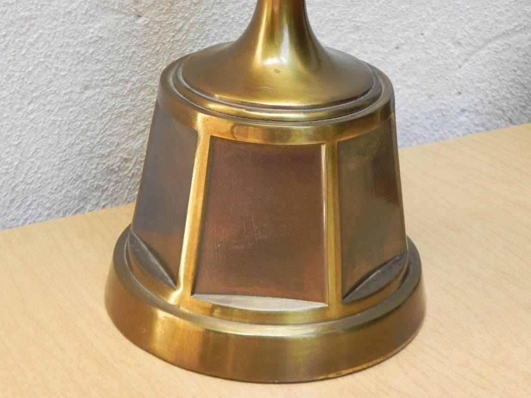 I Like Mike's Mid Century Modern lighting Pair Cast Brass Elegant Modern Obelisk Table Lamps, Late 1970s