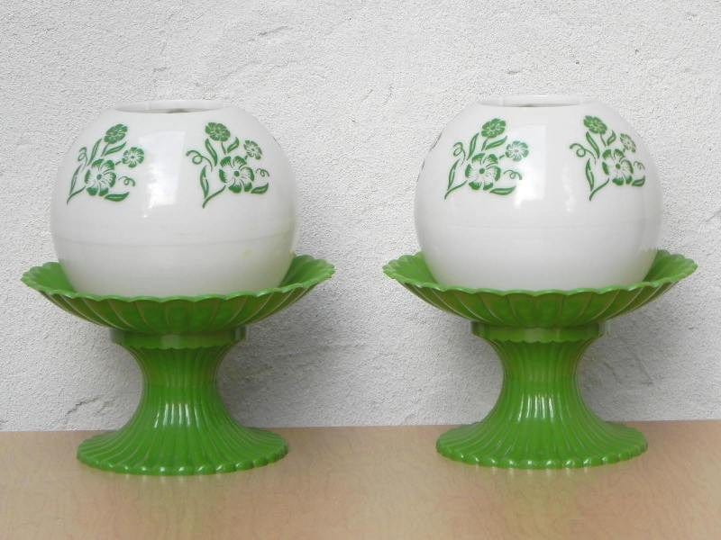I Like Mike's Mid-Century Modern lighting Pair Green & White Globe Floral Dresser Lamps