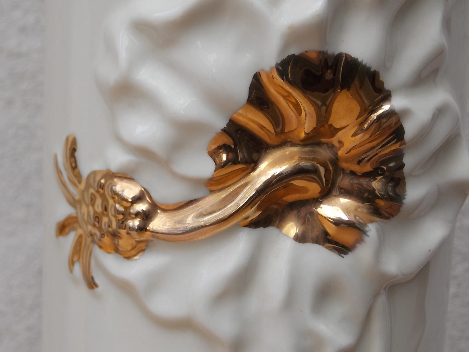 I Like Mike's Mid Century Modern lighting Pair White Ceramic & Glass Torchier Table Lamps with Gold Hibiscus Flower