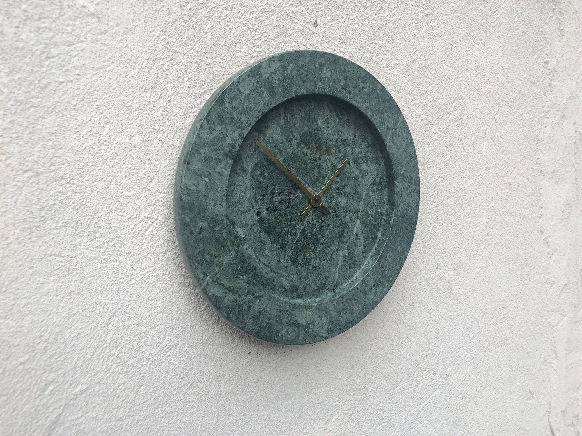 I Like Mike's Mid Century Modern Salton Modern Round Wall Clock in Solid Green Marble