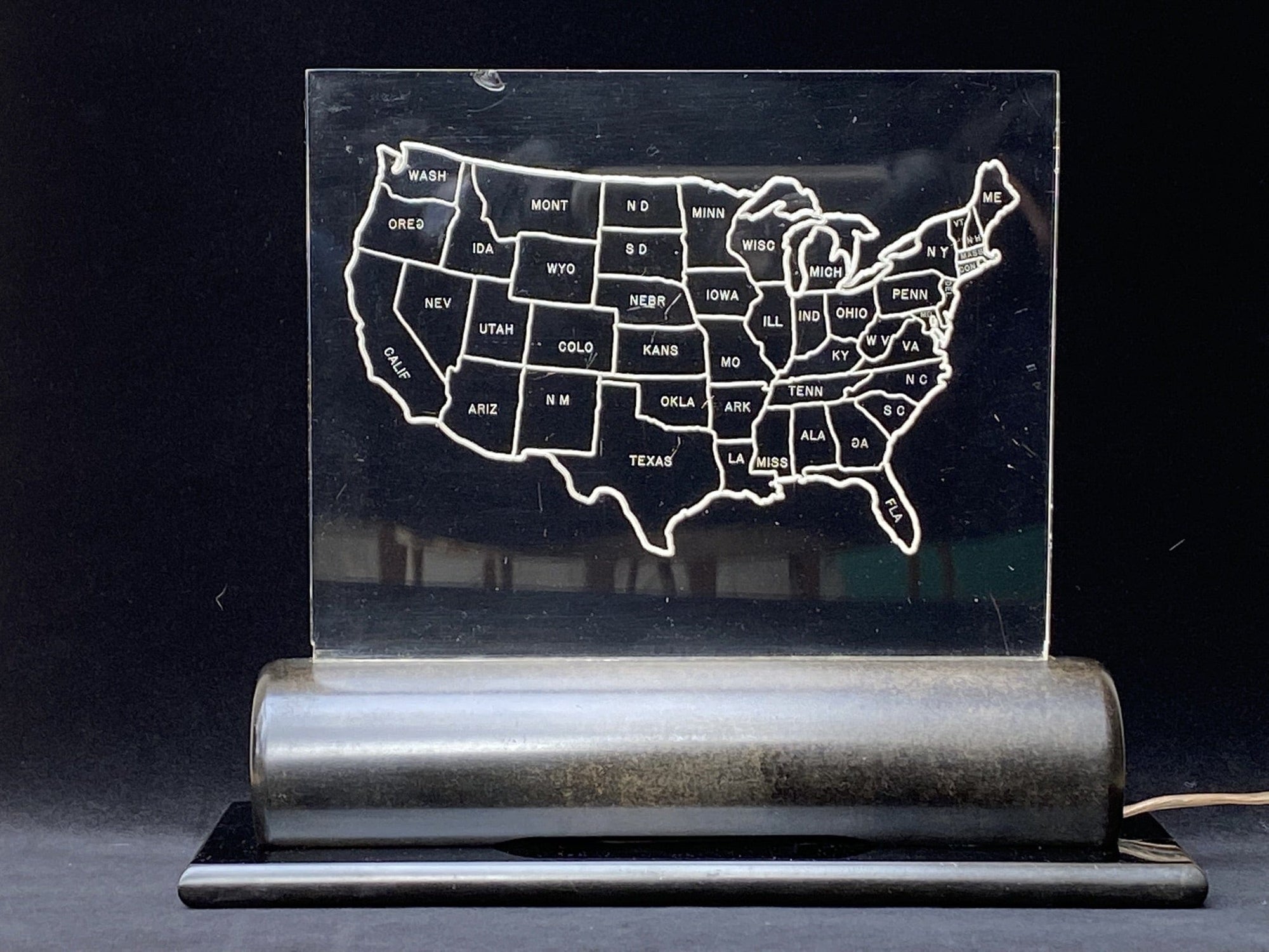 I Like Mike's Mid-Century Modern table lamps Etched Acrylic USA Map TV Lamp with Bakelite Base