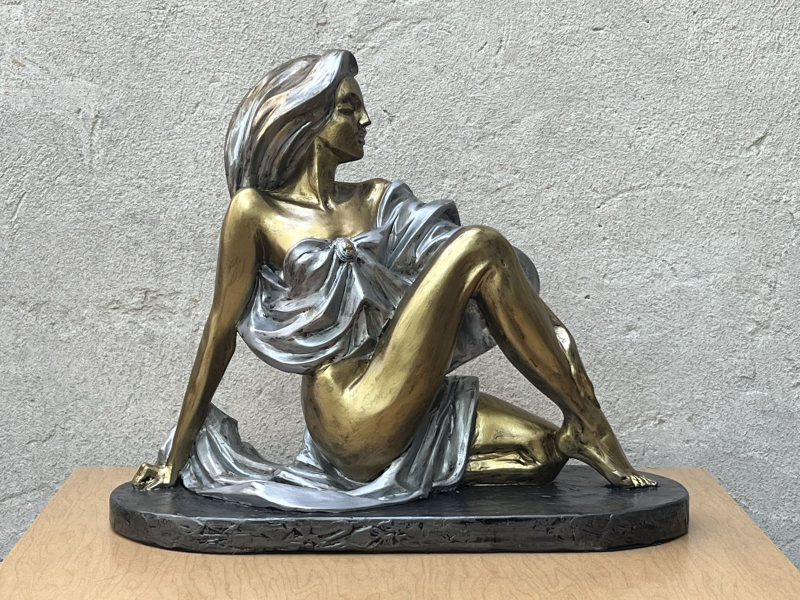 I Like Mike's Mid Century Modern table sculpture The Cameo by Alexander Danel, 1989 Austin Productions