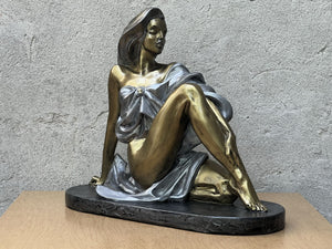 I Like Mike's Mid Century Modern table sculpture The Cameo by Alexander Danel, 1989 Austin Productions