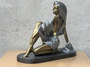 I Like Mike's Mid Century Modern table sculpture The Cameo by Alexander Danel, 1989 Austin Productions