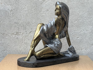 I Like Mike's Mid Century Modern table sculpture The Cameo by Alexander Danel, 1989 Austin Productions