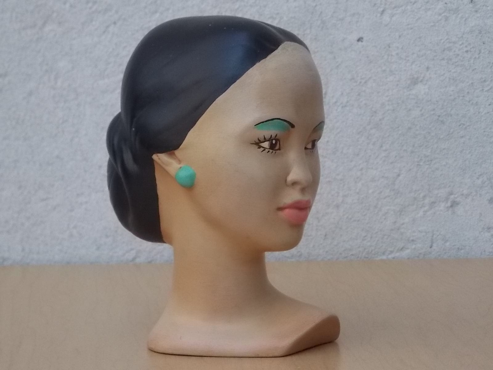 I Like Mike's Mid Century Modern Wall Decor & Art Ceramic Chalk Ware Bust of Asian Woman, Holland Mold, Hand painted, 1971